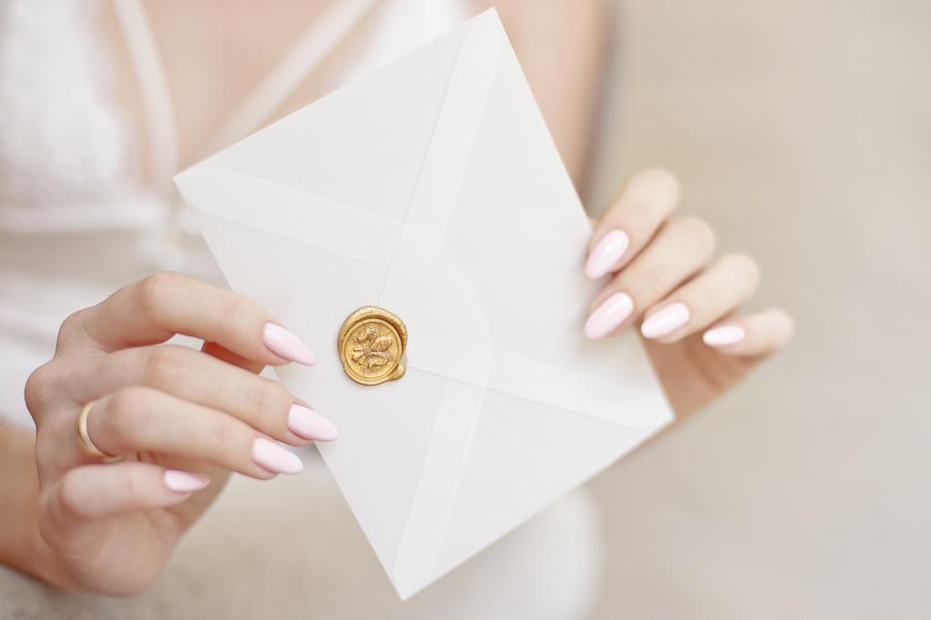 Dear Abby: My niece is getting married, but she didn't invite us to her wedding